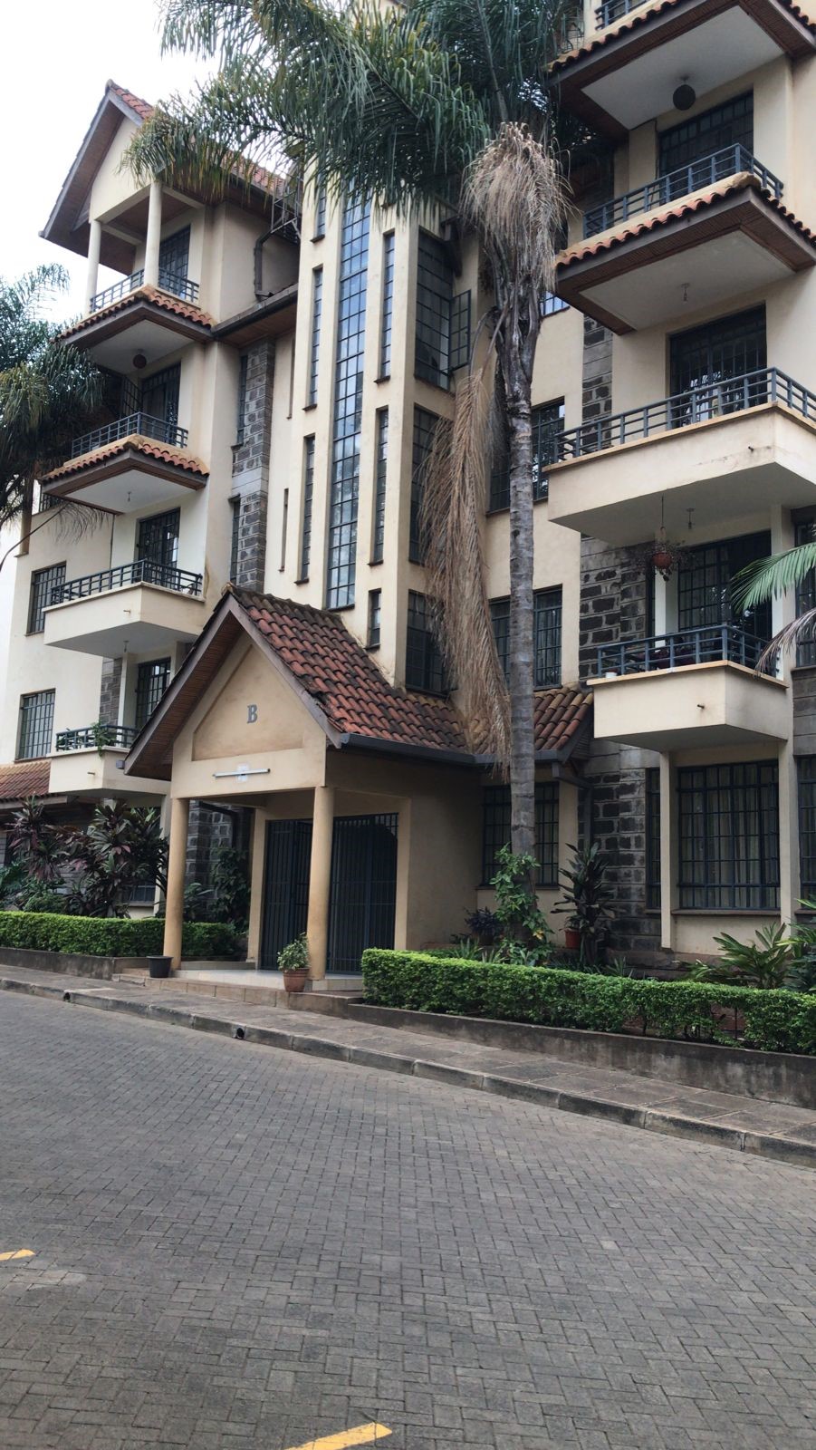 Three Bedroom Apartment up for Rent in Kilimani